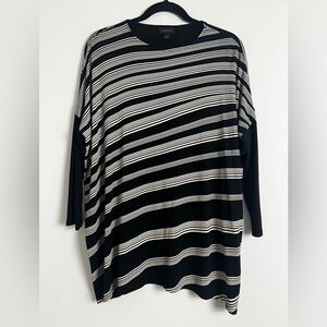 J.Jill Wearever Collection Black Beige Diagonal Stripe Batwing Sleeve Tunic Top